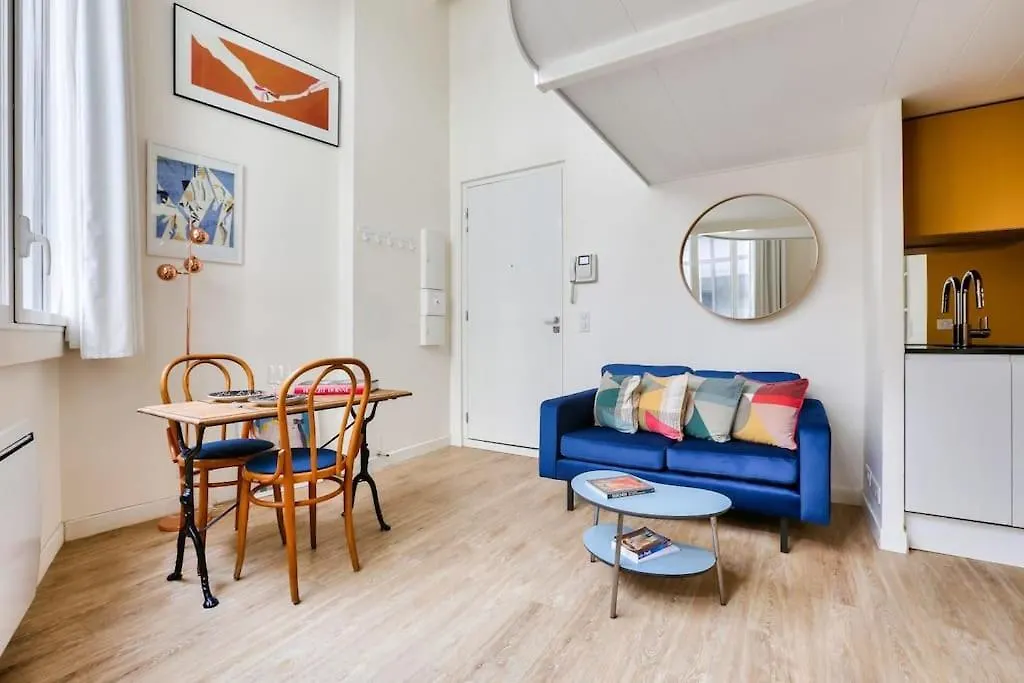 Mini-Loft De Charme Au Coeur De Paris Apartment