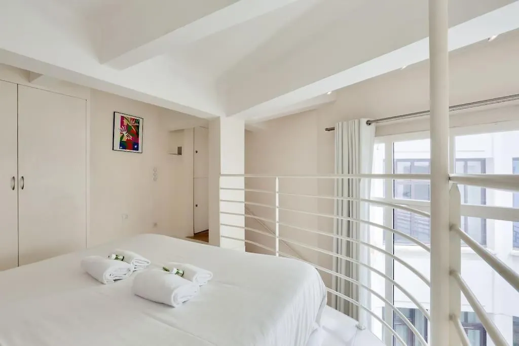 Mini-Loft De Charme Au Coeur De Paris Apartment